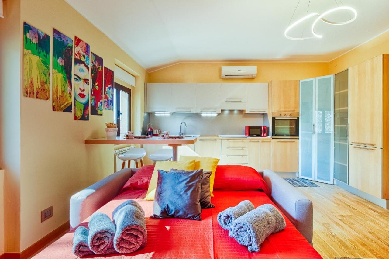 Frida Apartment Nuovo Luminoso Con Vista Aperta Trieszt Kültér fotó